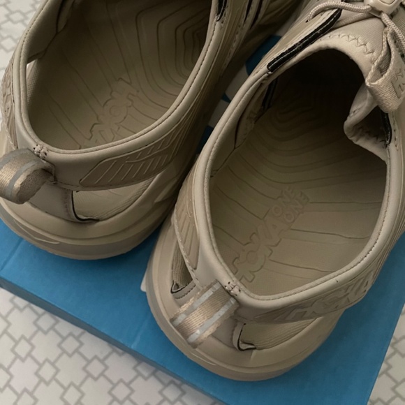 hoka one one hopara size: 10
